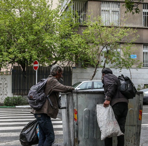 March-26-Tehran-Street-Photos-Borna-Ghasemi-209-600x592